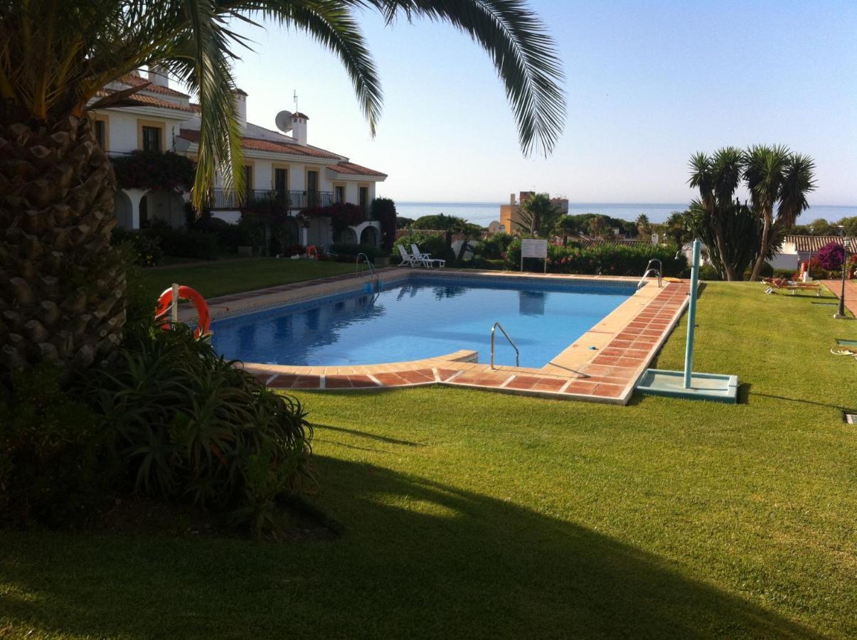 Vila Adosado En Residencial Sitio de Calahonda Pokoj fotografie