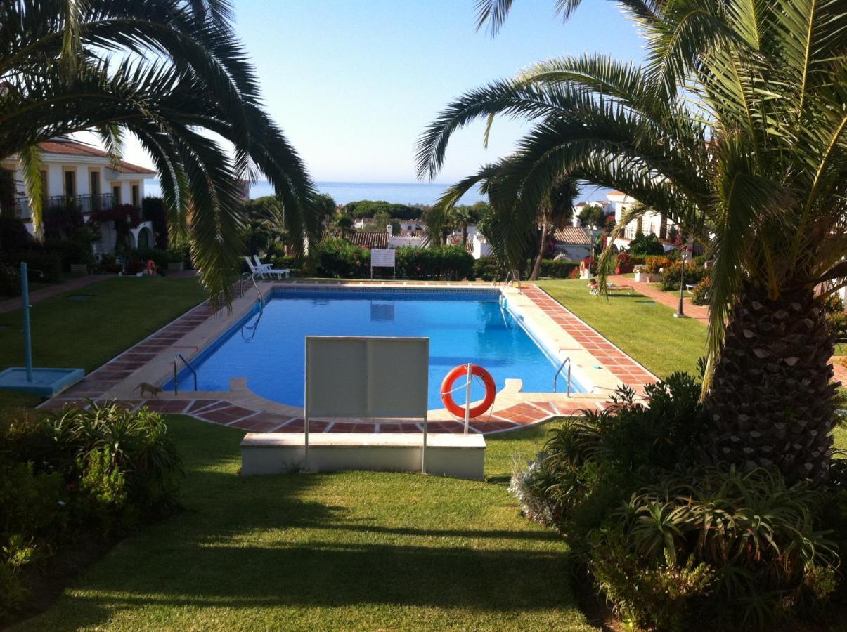 Vila Adosado En Residencial Sitio de Calahonda Pokoj fotografie